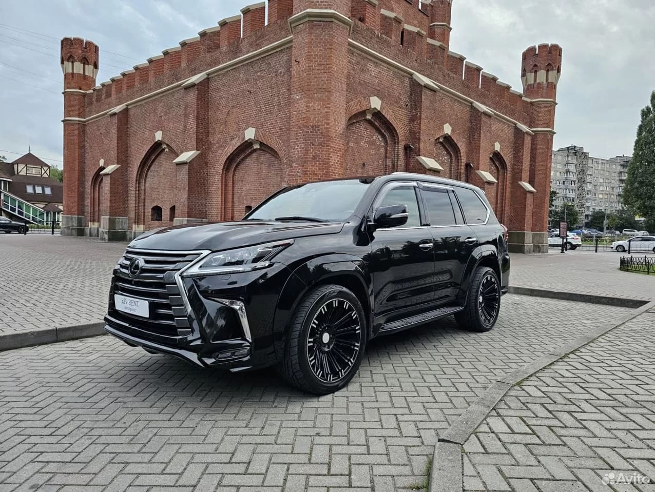 LEXUS LX 570
