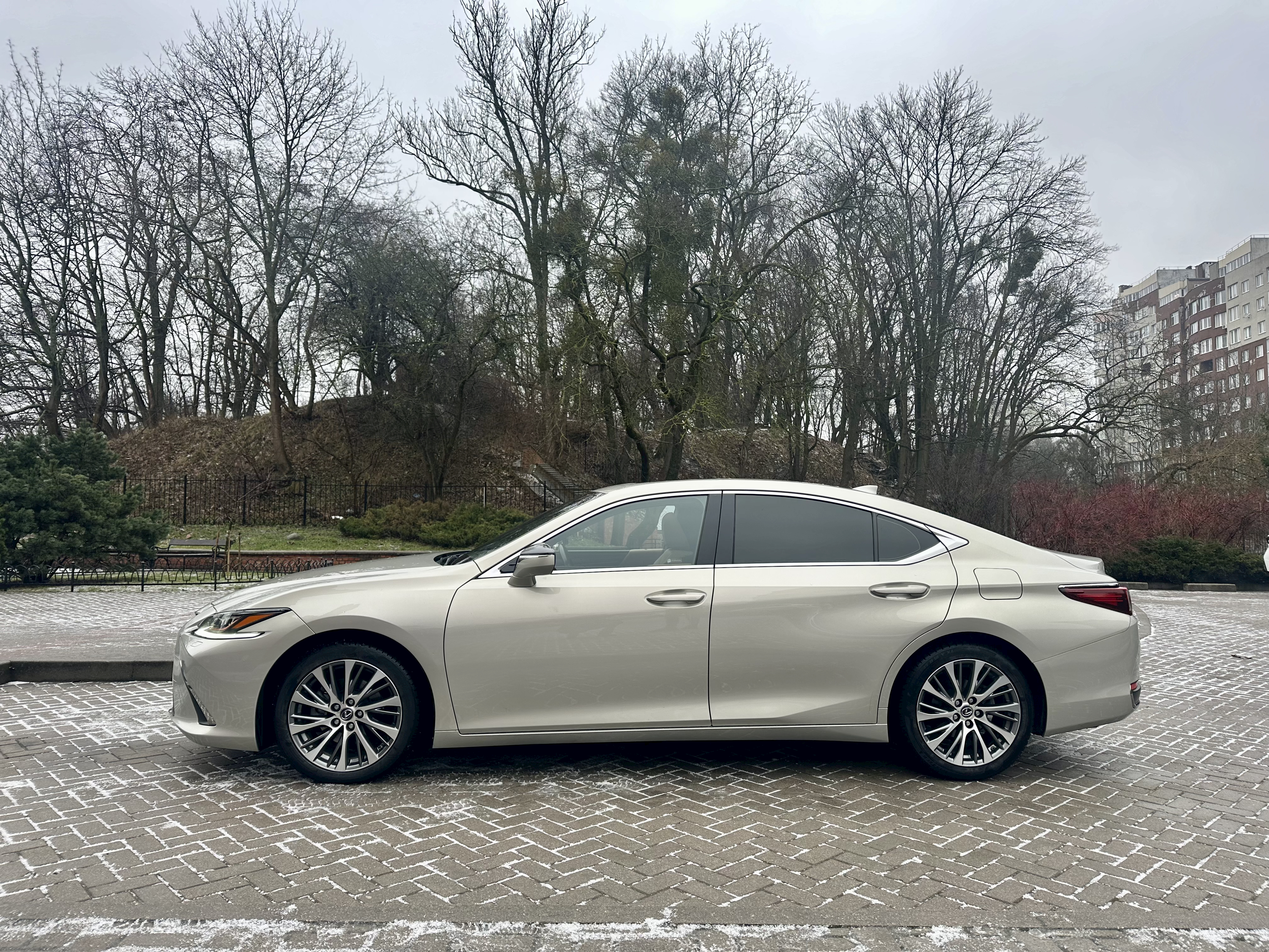 LEXUS ES 250